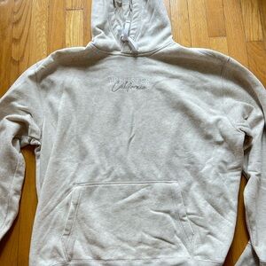 Hollister Cream Sweatshirt Casual Comfort